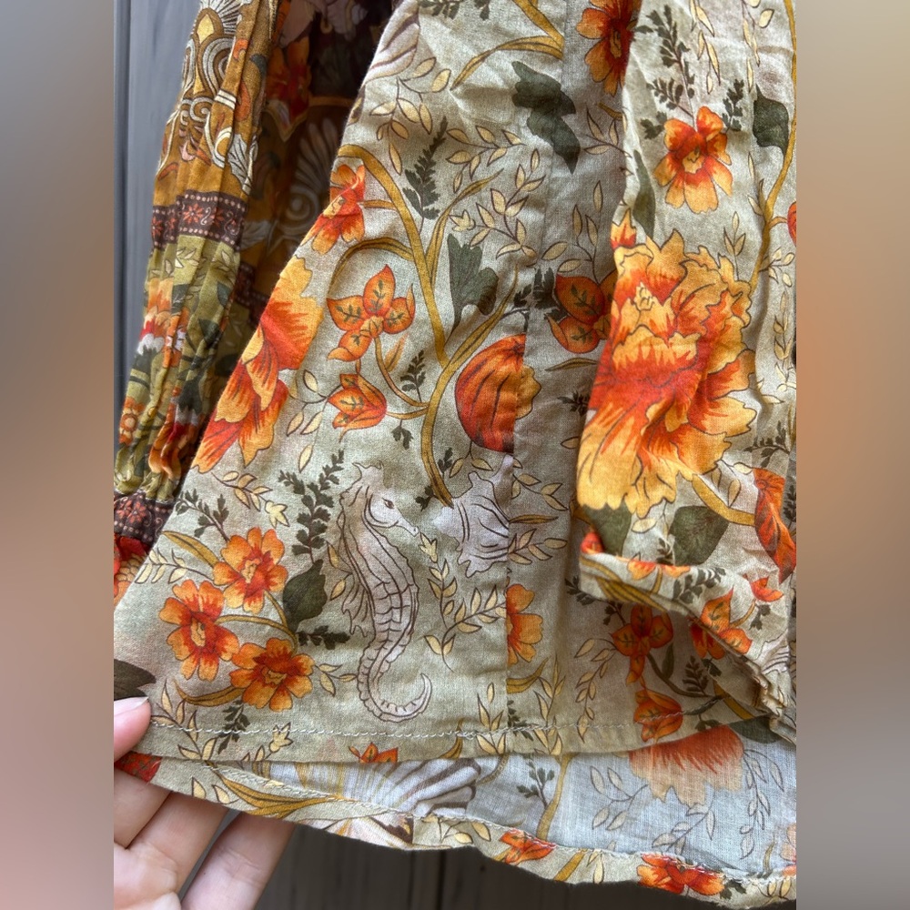 ❌SOLD❌SPELL and the gypsy Seashell mermaid pattern blouse in Orange sand - Picture 7 of 8